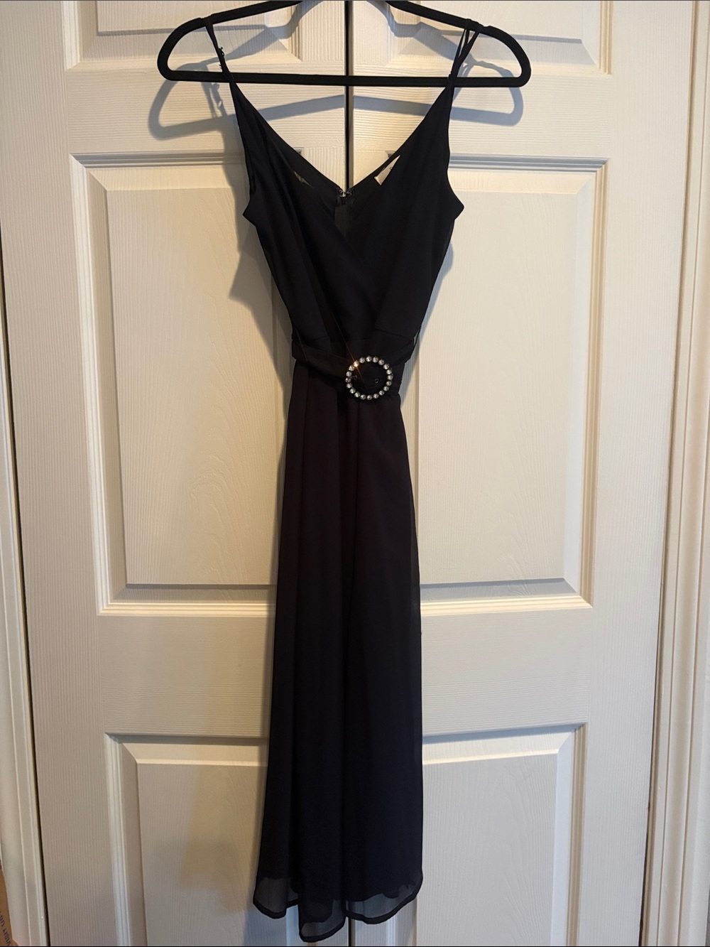 Row A, Elegant Black Spaghetti-Strap Evening Dress with Embellished Waist Medium